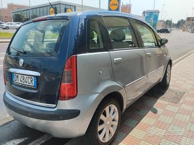 Usata Lancia Musa 90 CV (66 kW) 2009 Grigio Monovolume