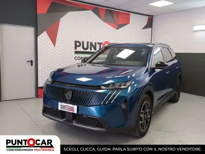 Usata Peugeot 5008 Allure 145 CV (106 kW) 2025 Blu/azzurro SUV