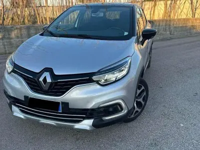 Usata Renault Captur 90 CV (66 kW) 2018 SUV