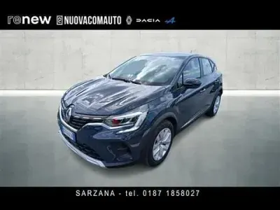 Usata Renault Captur Zen 100 CV (73 kW) 2020 Blu scuro SUV