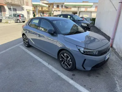 Usata Opel Corsa S 101 CV (74 kW) 2024 Utilitaria
