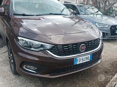 Marrone Usata 2018 Fiat Tipo Berlina | 11.000 € (Cara)