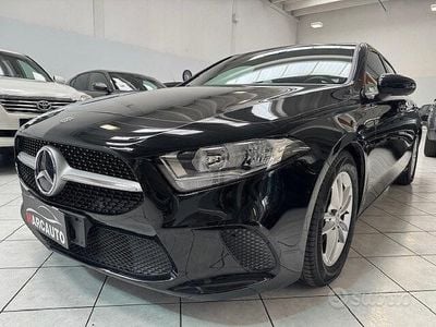 Usata Mercedes A180 Business 116 CV (85 kW) 2018 Nero Berlina