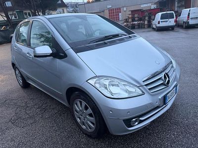 Usata Mercedes A150 Avantgarde 95 CV (69 kW) 2009 Grigio Berlina