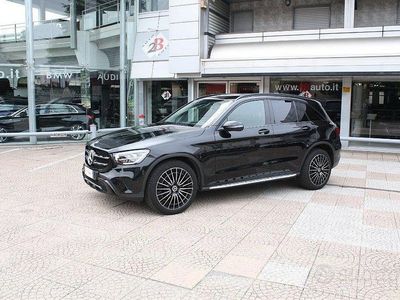 Usata Mercedes GLC300 245 CV (180 kW) 2021 Nero SUV