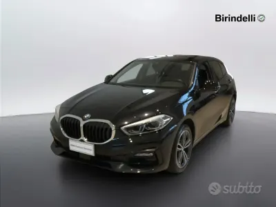Usata BMW 118 Sport Line 140 CV (102 kW) 2019 Nero Utilitaria