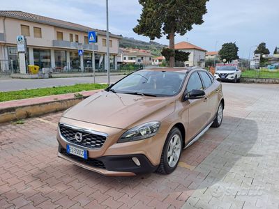 usata Volvo V40 V40 Cross Country D2