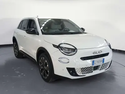 Usata Fiat 600 La Prima 110 CV (80 kW) 2025 Bianco SUV