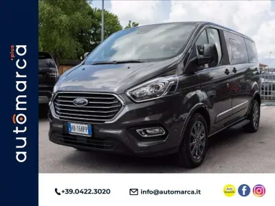 Begagnad Ford Tourneo Titanium 131 HK (96 kW) 2022 Grå