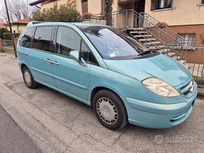 Usata Citroën C8 2024 Verde Monovolume