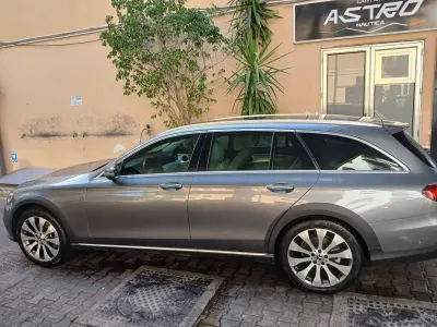 Usata Mercedes E220 All-Terrain 194 CV (142 kW) 2018 Grigio Station wagon