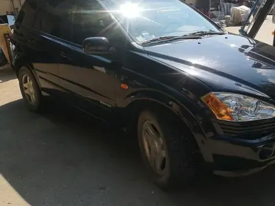 Usata SsangYong Kyron 141 CV (103 kW) 2007 Nero SUV