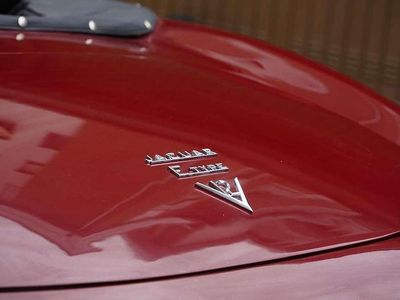 Usata Jaguar E-Type 300 CV (220 kW) 1974 Marrone Cabrio