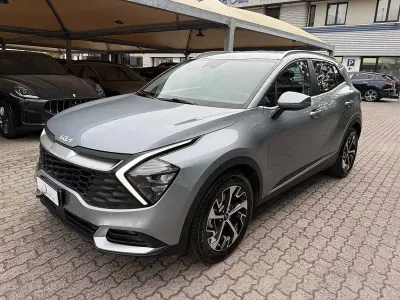 Usata Kia Sportage MY23 136 CV (100 kW) 2023 Argento / metallizzato SUV