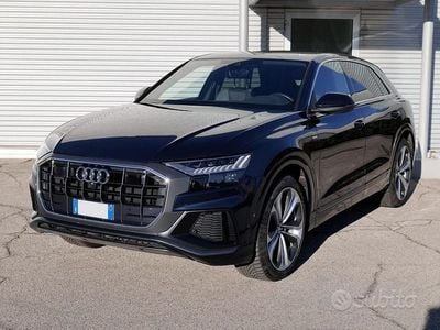 Usata Audi Q8 Sport 286 CV (210 kW) 2023 Blu SUV