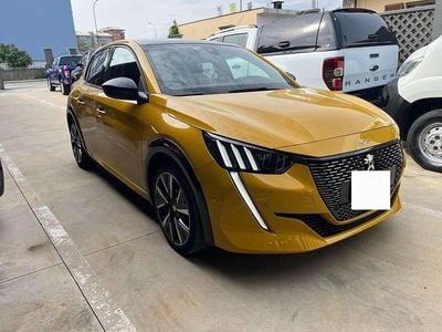 Usata Peugeot 208 GT-line 131 CV (96 kW) 2019 Utilitaria