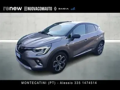 Usata Renault Captur Intens 100 CV (73 kW) 2023 Grigio SUV