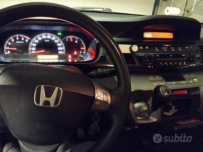 Usata Honda FR-V 140 CV (102 kW) 2006 Monovolume