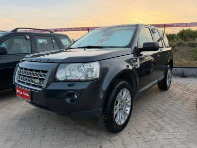 Usata Land Rover Freelander 2 HSE 160 CV (117 kW) 2009 Grigio SUV