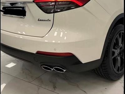 Usata Maserati Levante 350 CV (257 kW) 2021 Bianco SUV