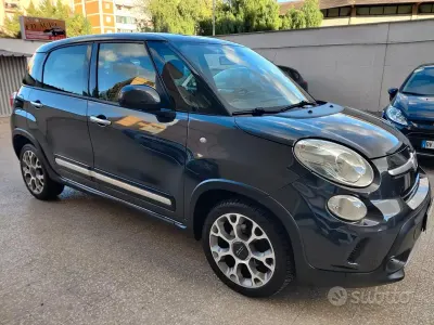 Usata Fiat 500L Trekking 105 CV (77 kW) 2014 Grigio Monovolume