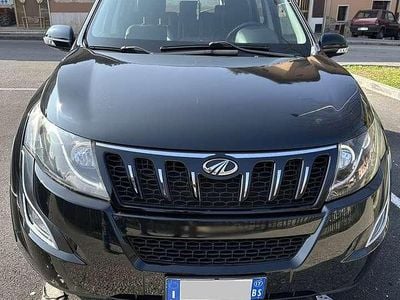 Usata Mahindra XUV500 140 CV (102 kW) 2016 Nero SUV