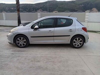 usata Peugeot 207 1.4 8V 75CV 3p. ONE Line