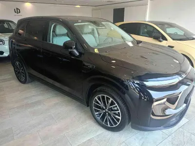 Nuova Leapmotor B10 218 CV (160 kW) 2026 Nero SUV