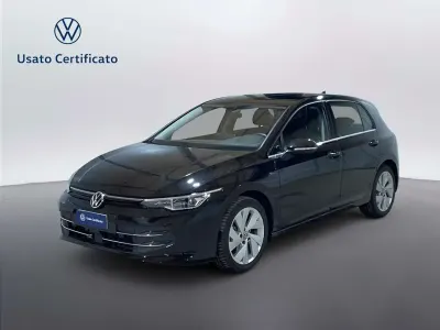 Usata VW Golf VIII Style 150 CV (110 kW) 2025 Grenadill black metallizzato Berlina
