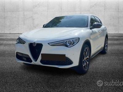 Usata Alfa Romeo Stelvio Sprint 201 CV (147 kW) 2020 Bianco SUV