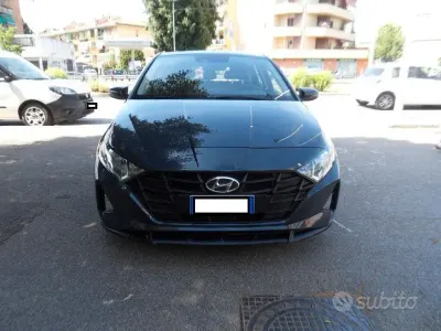 Usata Hyundai i20 84 CV (61 kW) 2023 Bluazzurro Utilitaria