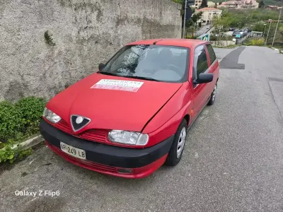 Occasion Alfa Romeo 145 90 ch (66 kW) 1997 Rouge Citadine