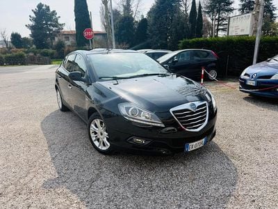 Usata Lancia Delta Gold 120 CV (88 kW) 2011 Nero Utilitaria