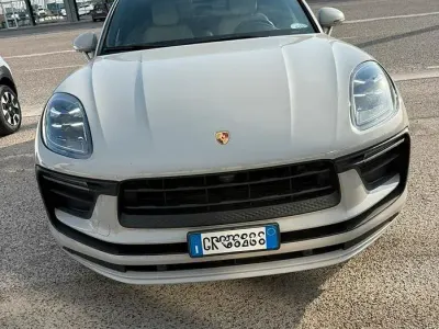 Usata Porsche Macan 265 CV (194 kW) 2022 Grigio SUV