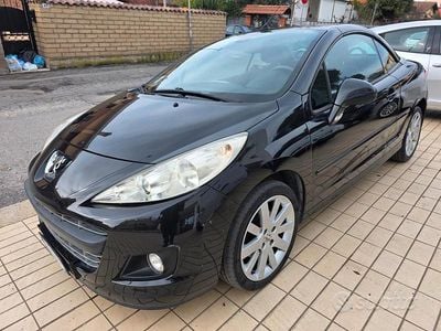 Nero Usata 2010 Peugeot 207 CC Cabrio | 3900 € (Super prezzo)