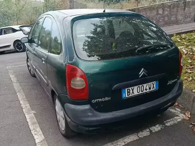 Usata Citroën Xsara Picasso 95 CV (69 kW) 2001 Verde Monovolume