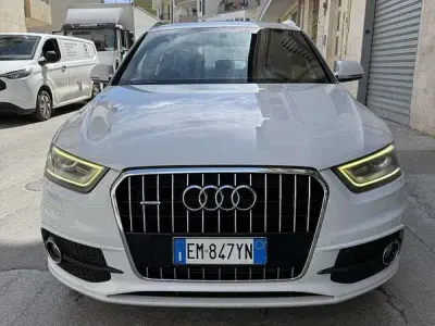 Usata Audi Q3 Advanced Plus 177 CV (130 kW) 2012 SUV
