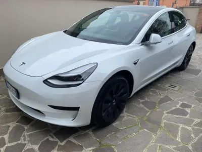 Usata Tesla Model 3 Performance 225 kW (306 CV) 2019 Berlina
