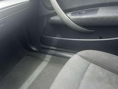 Begagnad BMW 118 122 HK (89 kW) 2007 Halvkombi
