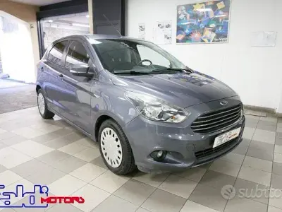 Usata Ford Ka Plus Ultimate 86 CV (63 kW) 2017 Grigio Utilitaria