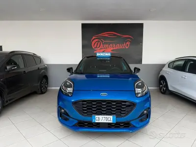 Usata Ford Puma ST-Line 124 CV (91 kW) 2020 Blu SUV
