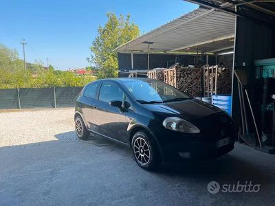 Usata Fiat Grande Punto 2005 Nero Utilitaria
