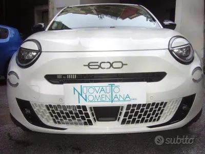 Usata Fiat 600 La Prima 101 CV (74 kW) 2025 Bianco SUV