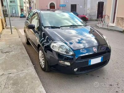 Usata Fiat Punto 95 CV (69 kW) 2018 Blu Utilitaria