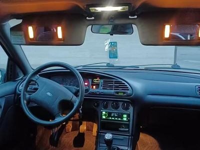 Usata Ford Mondeo 1993 Grigio Berlina