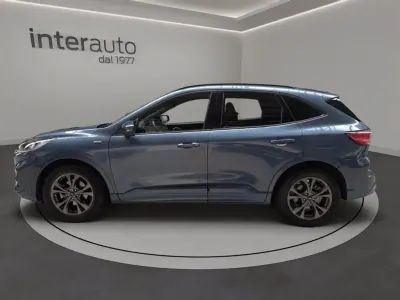 Usata Ford Kuga ST-Line 190 CV (139 kW) 2022 Chrome blu SUV