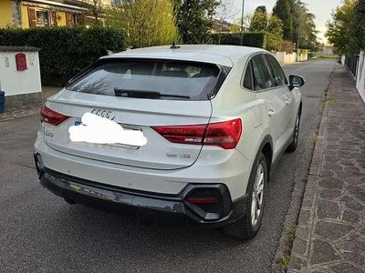 Usata Audi Q3 Ambiente 150 CV (110 kW) 2020 Argento SUV