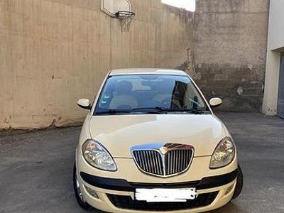 Usata Lancia Ypsilon 2005 Bianco Utilitaria