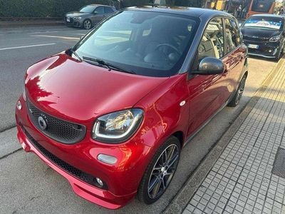 Begagnad Smart ForFour Brabus 109 HK (80 kW) 2017 Röd Halvkombi