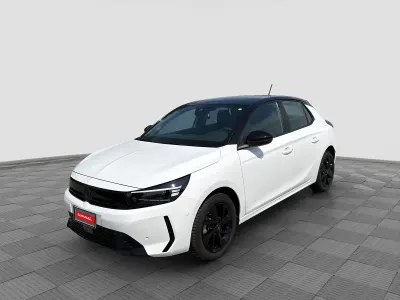 Usata Opel Corsa 101 CV (74 kW) 2025 Jade white Utilitaria